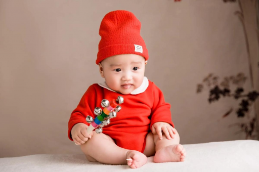 海安宝宝几个月戴银手镯好 海安宝宝几个月戴银手镯好